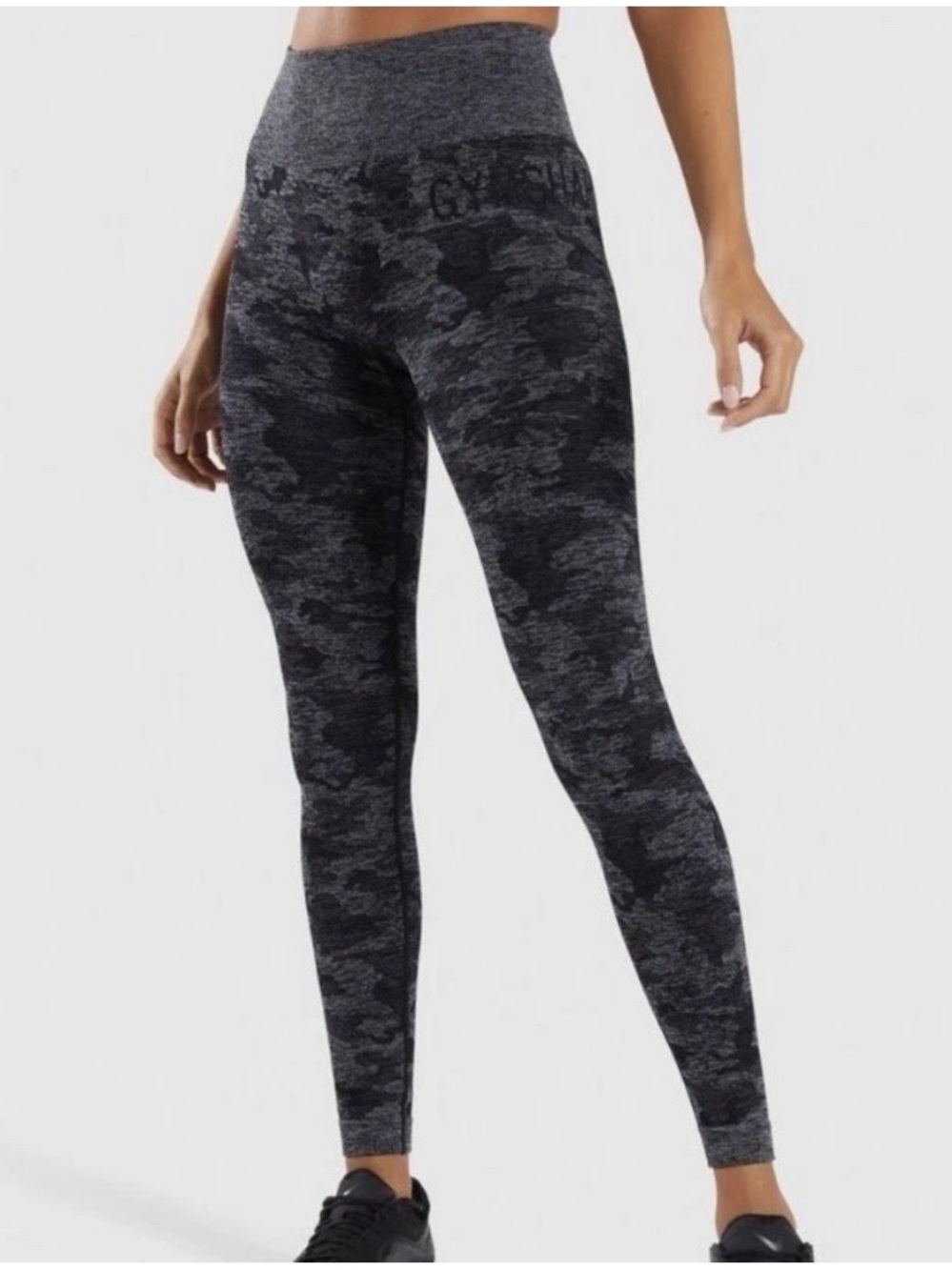 Gymshark Women’s Adapt Camo Seamless Leggings Like New Black & Gray Size Small